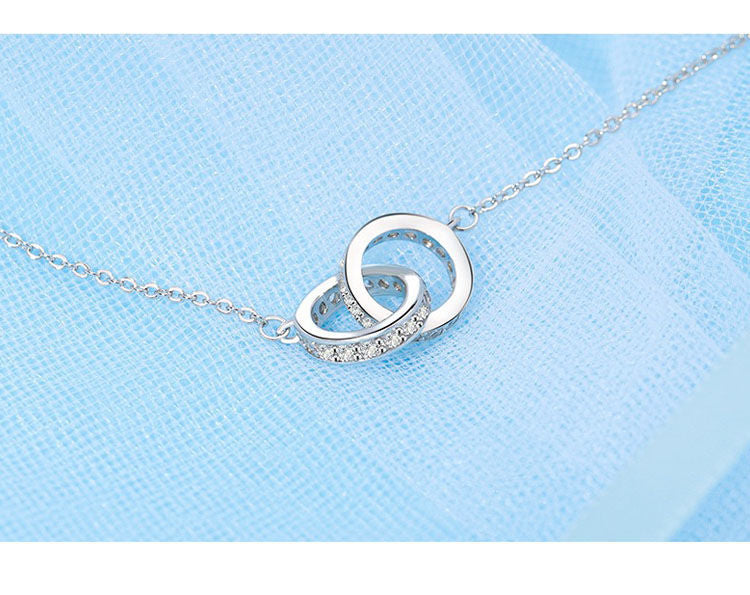 Double ring necklace